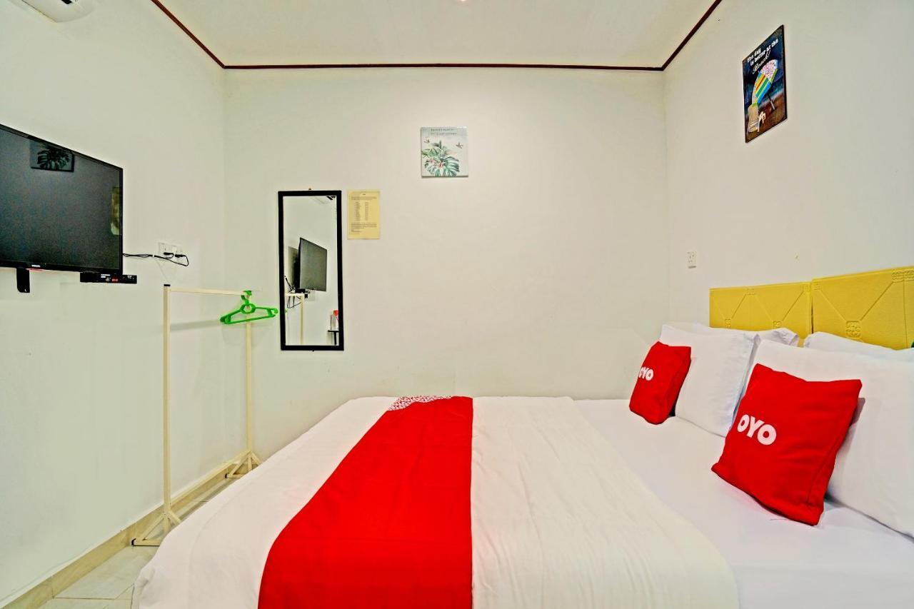 Capital O 90423 Teratai Chalet Hotel Kampong Raja Buitenkant foto